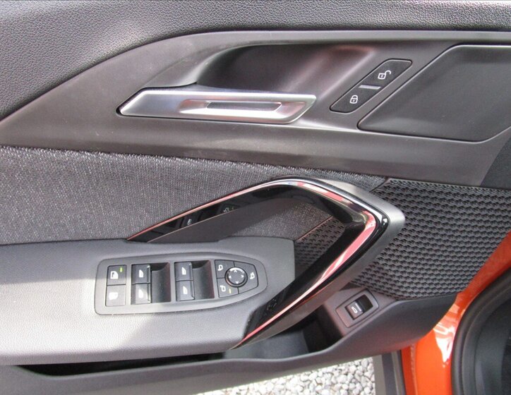 BMW X1 Kombi 1,5 l 110 kw