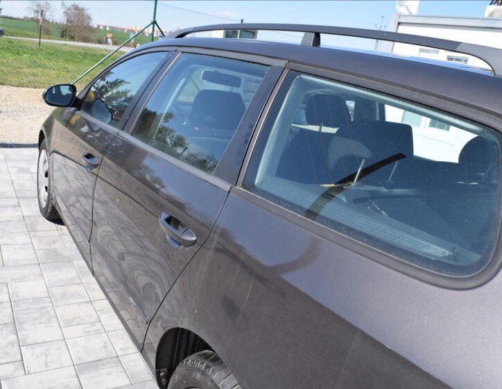 Volkswagen Passat Kombi 1,9 l 77 kw