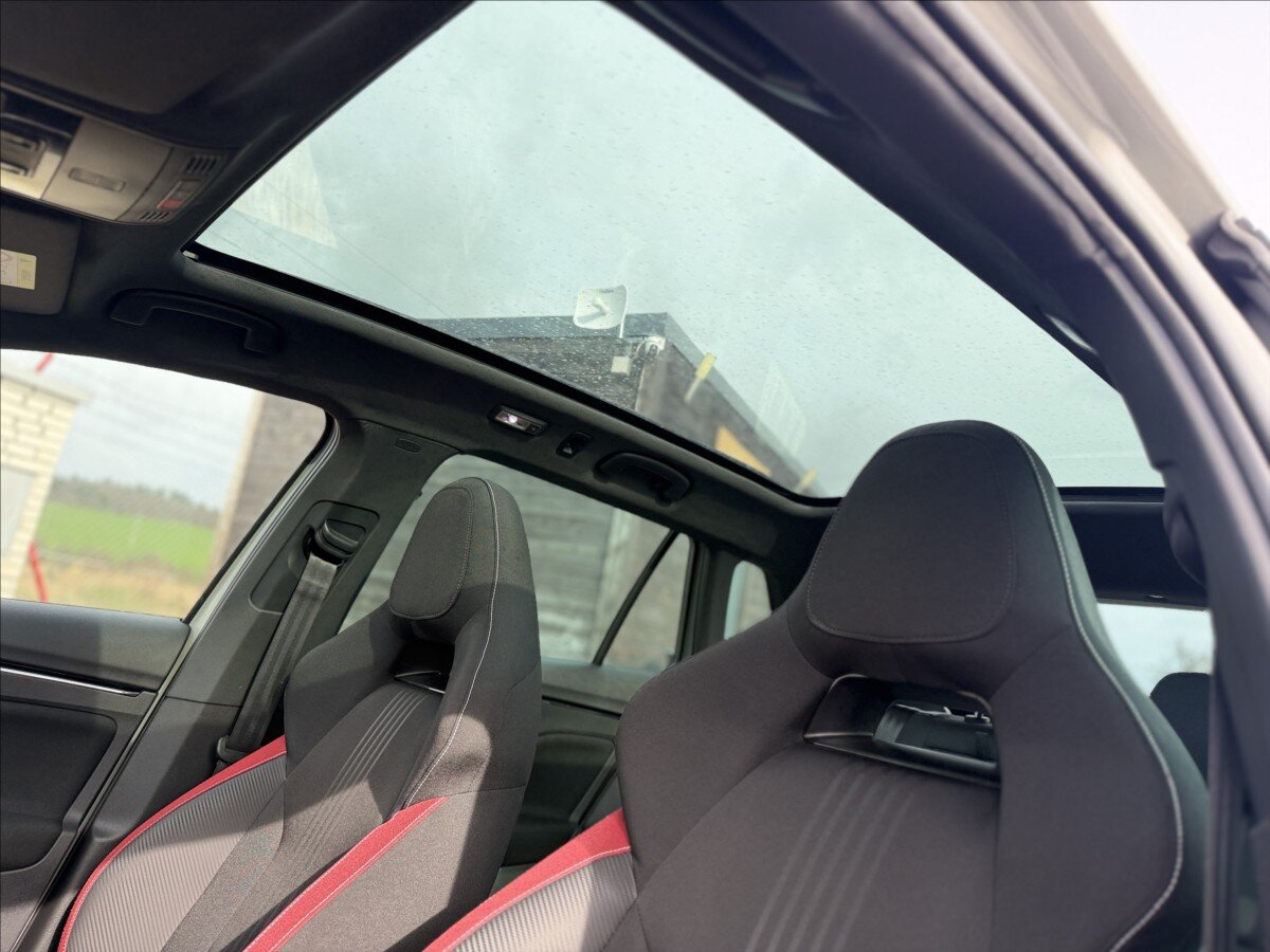 Škoda Kamiq SUV / Terénní 1,5 l 110 kw