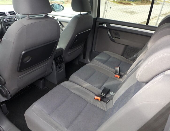 Volkswagen Touran Kombi 1,4 l 103 kw