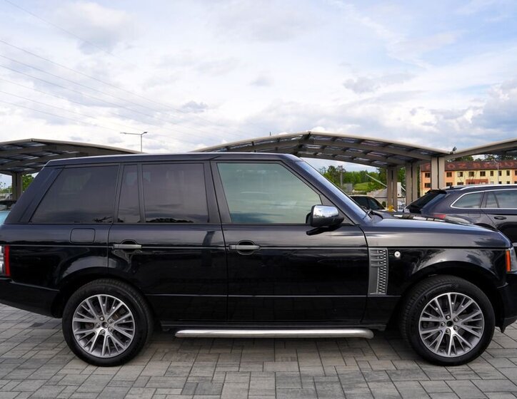 Land Rover Range Rover SUV / Terénní 4,4 l 230 kw