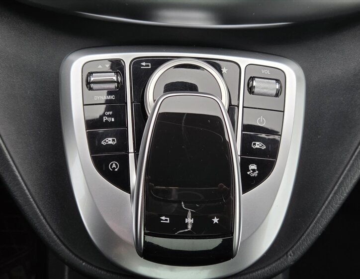 Mercedes-Benz Třídy V Kombi 2,1 l 140 kw