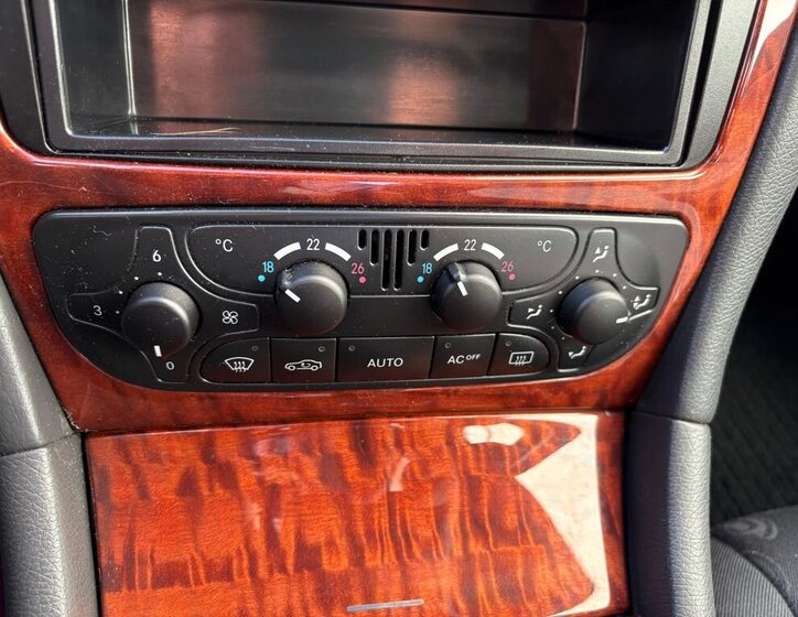 Mercedes-Benz Třídy C Sedan 1,8 l 105 kw