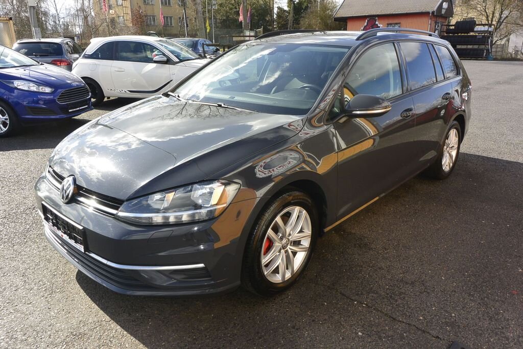 Volkswagen Golf Kombi 2,0 l 110 kw