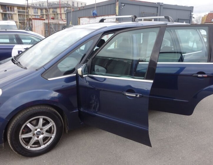 Ford Galaxy MPV 2,0 l 103 kw