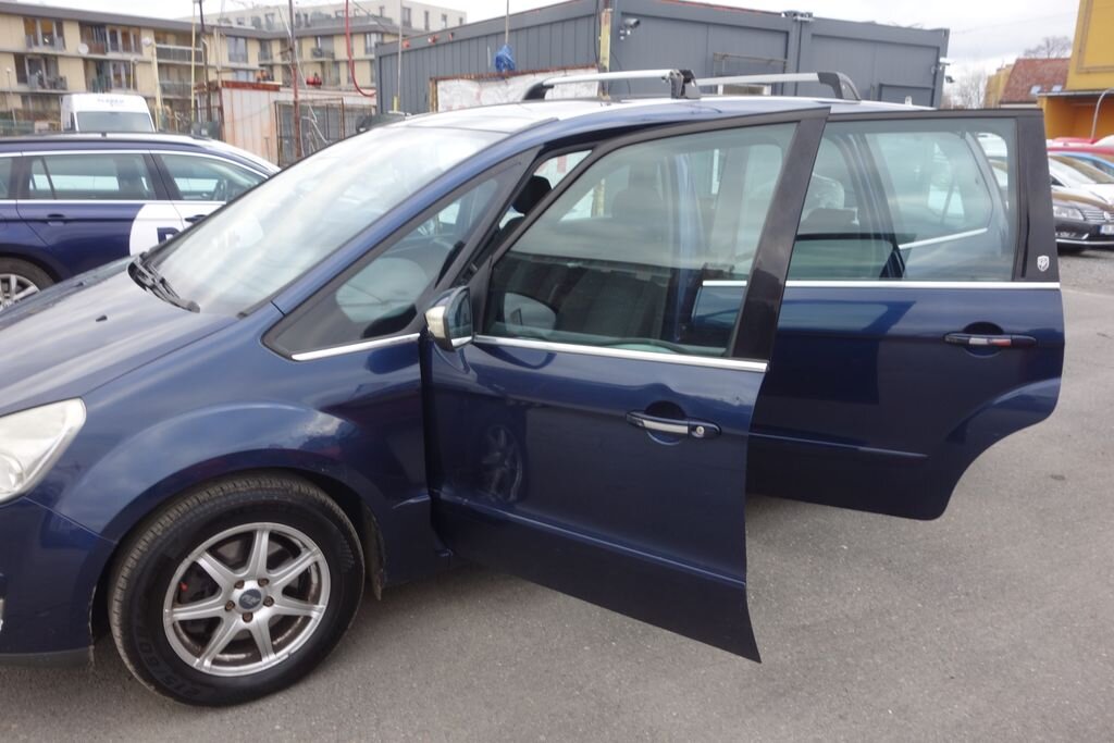 Ford Galaxy MPV 2,0 l 103 kw
