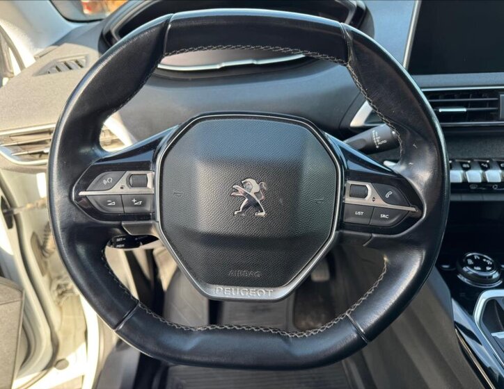 Peugeot 5008 SUV / Terénní 2,0 l 110 kw