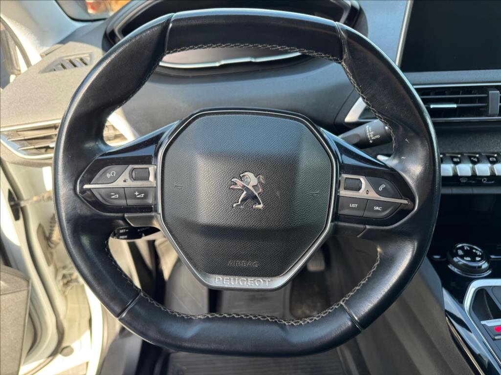 Peugeot 5008 SUV / Terénní 2,0 l 110 kw