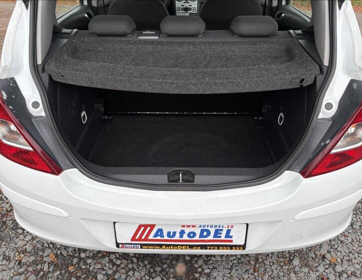 Opel Corsa Hatchback 1,2 l 55 kw