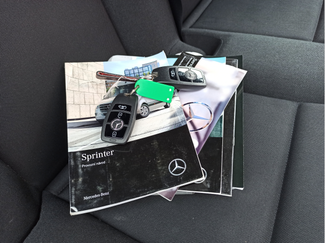 Mercedes-Benz Sprinter