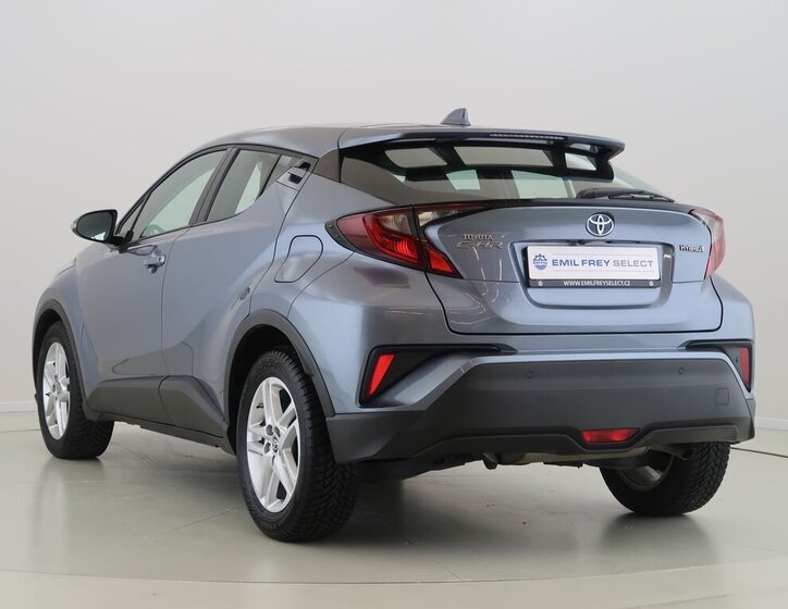 Toyota C-HR SUV 1,8 l 72 kw