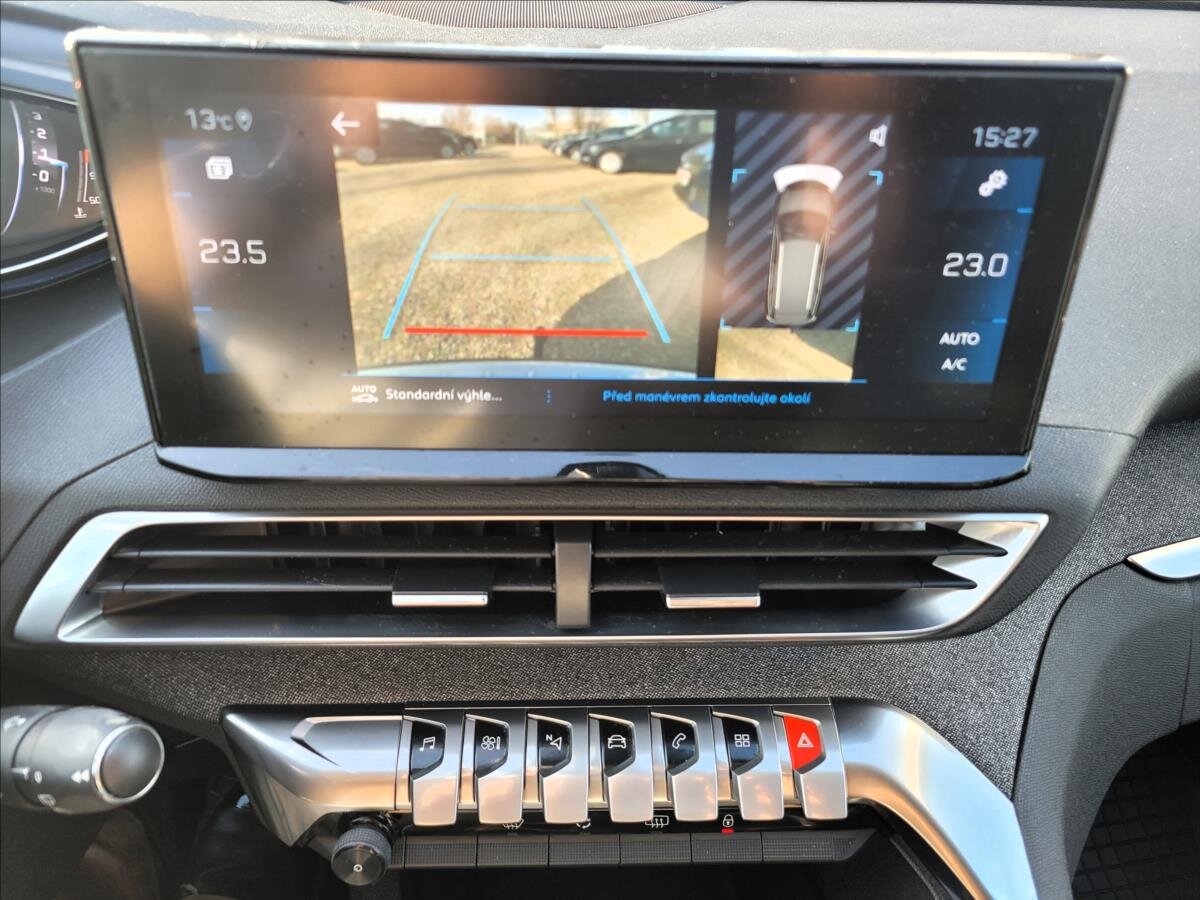 Peugeot 5008 SUV / Terénní 1,5 l 96 kw