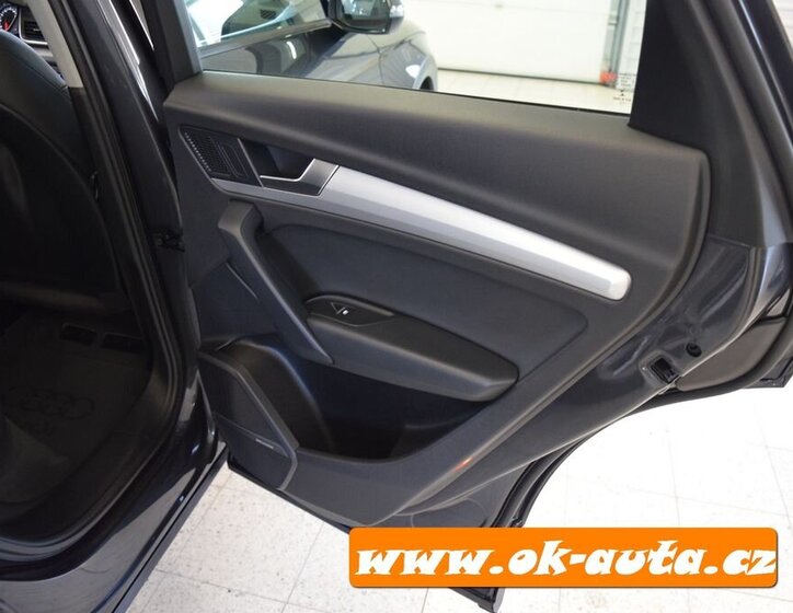 Audi Q5 SUV 2,0 l 0