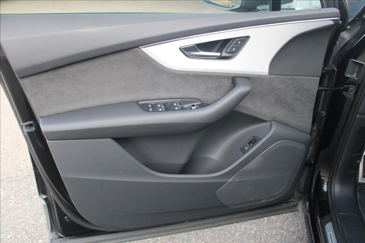 Audi Q7 SUV / Terénní 3,0 l 170 kw