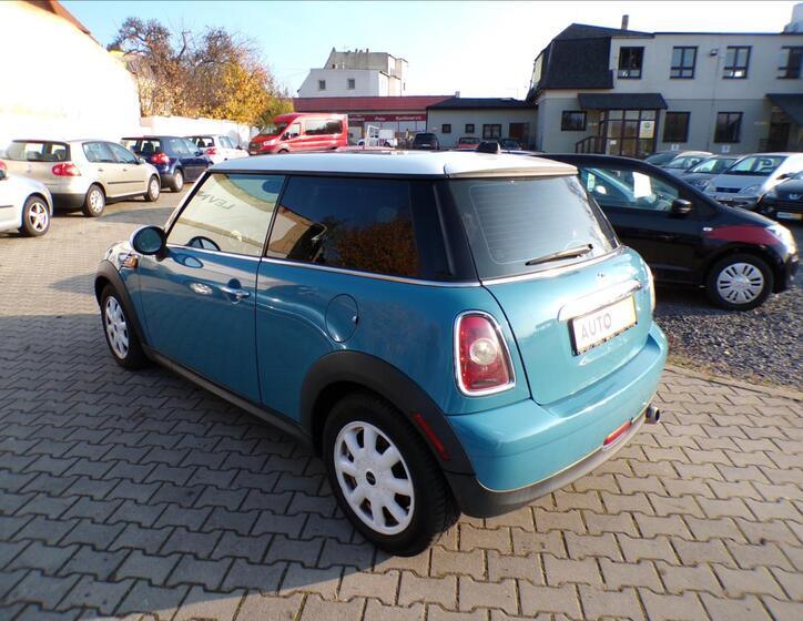 Mini Cooper 4