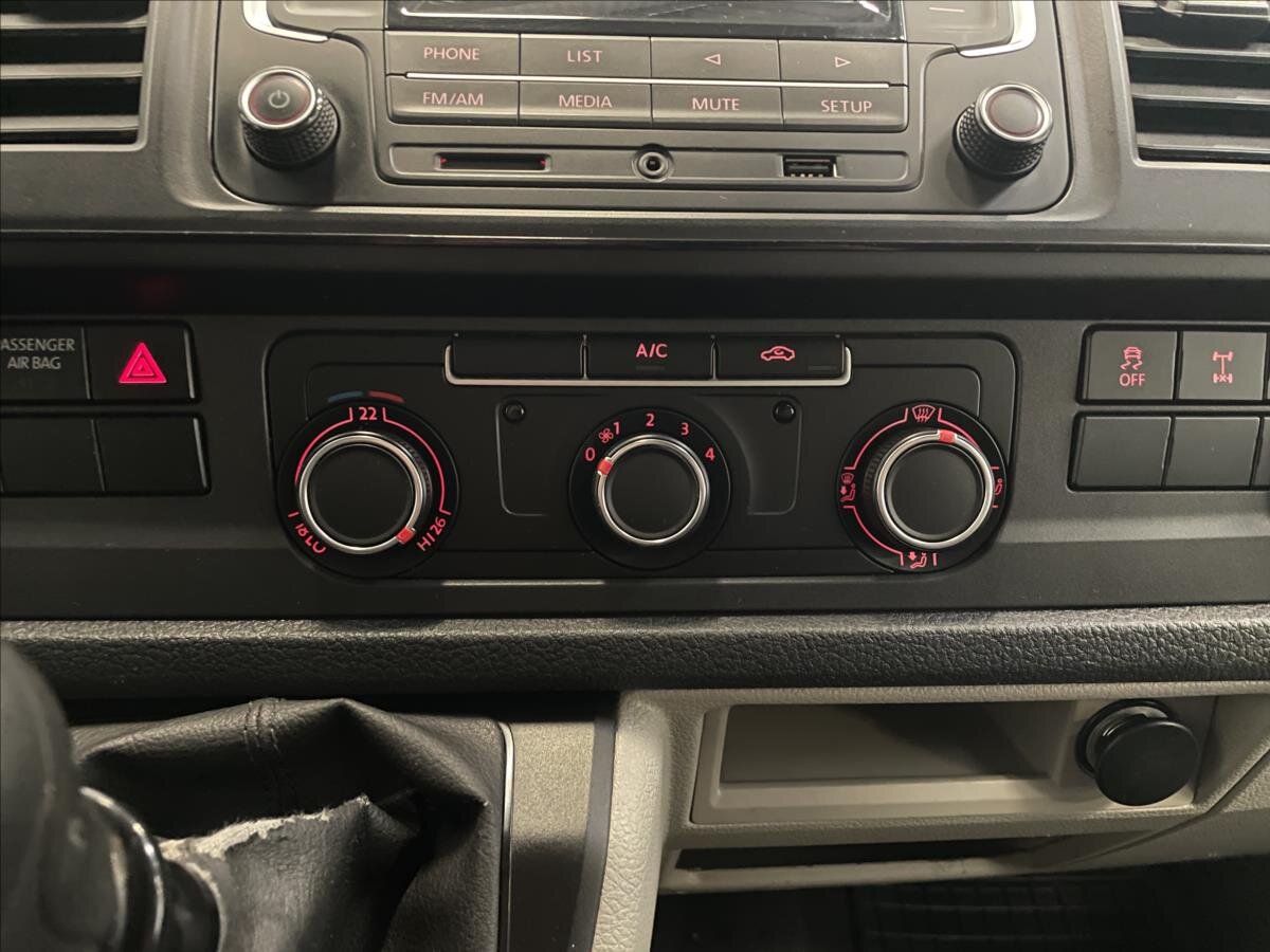 Volkswagen Transporter Kombi 2,0 l 110 kw