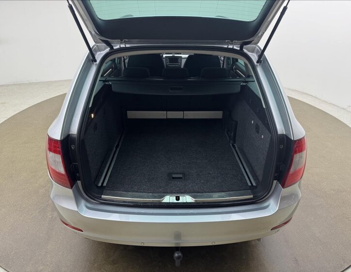 Škoda Superb Kombi 2,0 l 103 kw