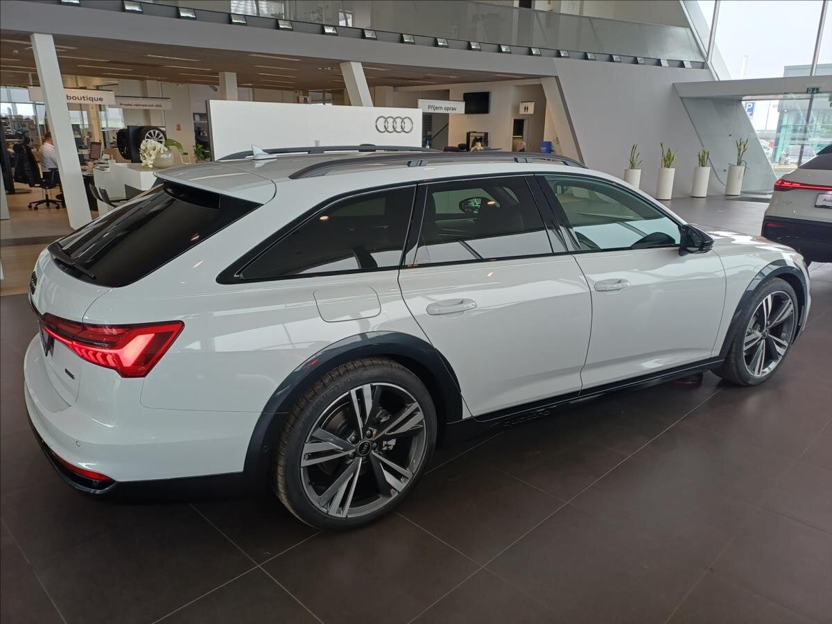 Audi A6 Allroad Kombi 3,0 l 210 kw