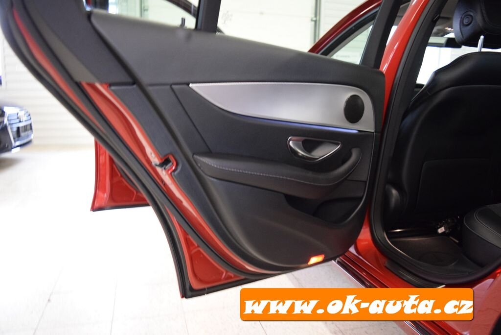 Mercedes-Benz Třídy E Sedan 0,0 110 kw