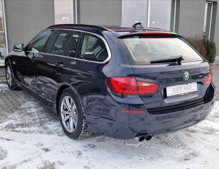 BMW Řada 5 8
