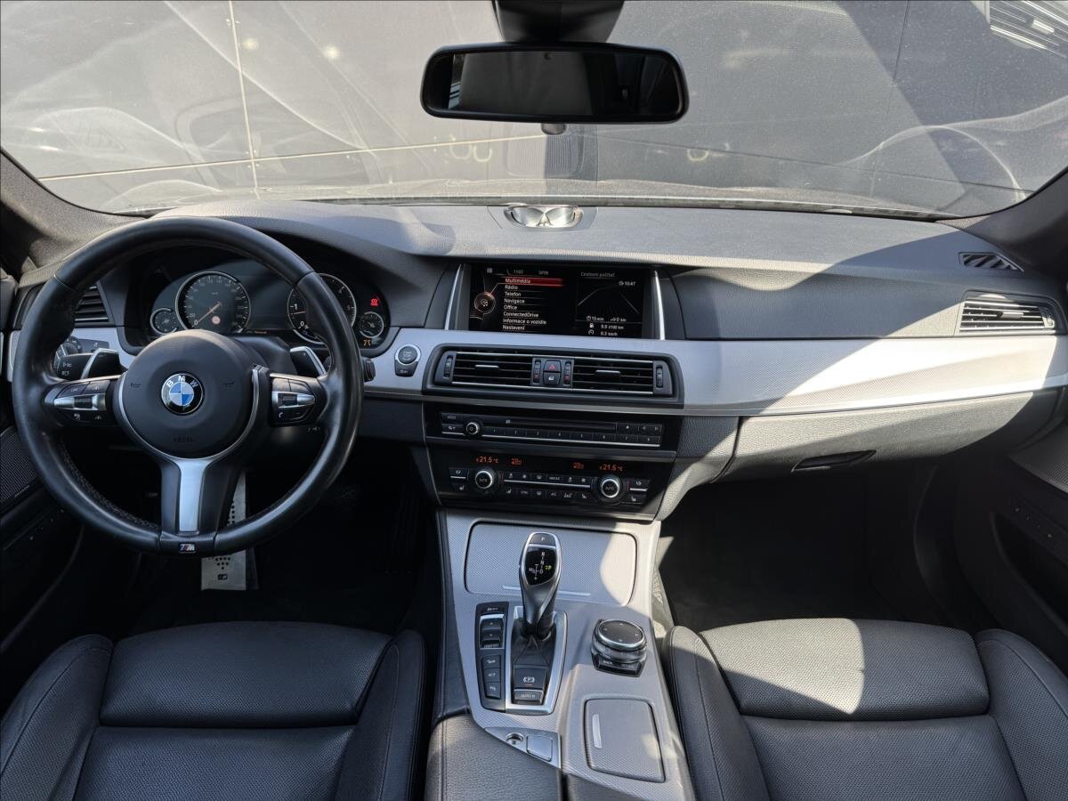 BMW Řada 5 Kombi 3,0 l 230 kw