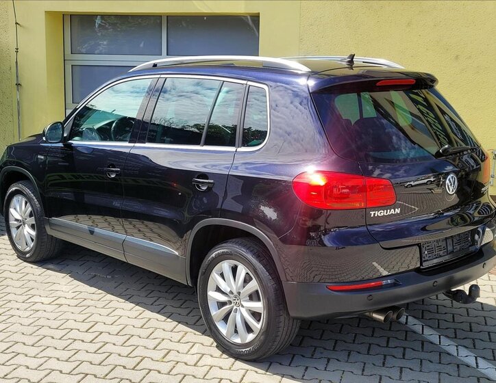 Volkswagen Tiguan 9