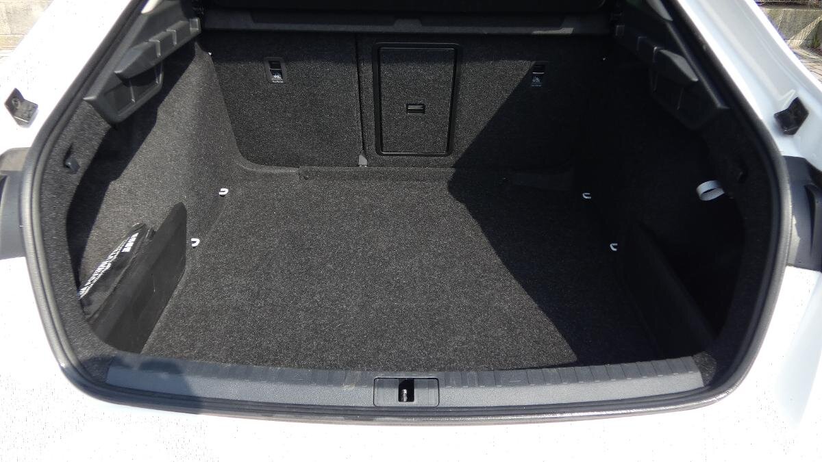 Škoda Octavia Sedan / Limuzína 1,5 l 110 kw