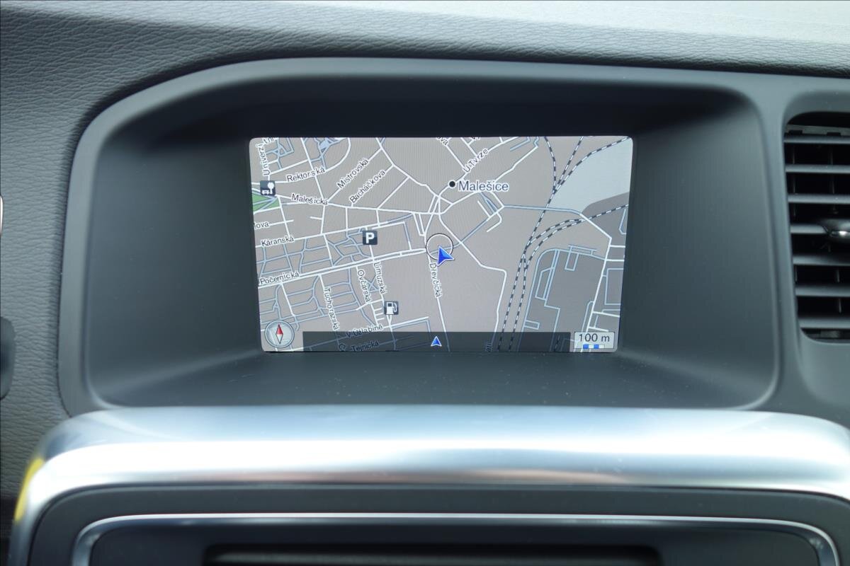 Volvo V60 Kombi 2,0 l 133 kw