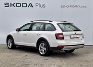Škoda Octavia 10