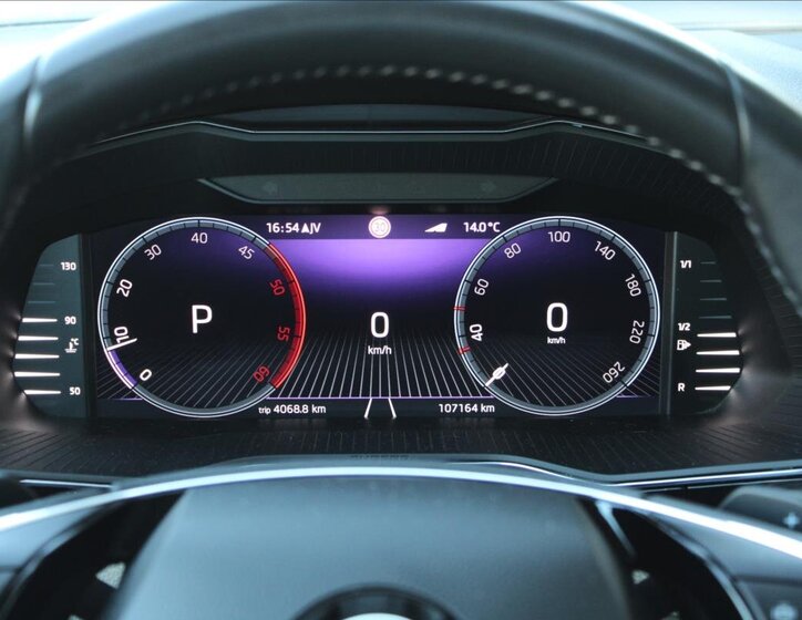 Škoda Superb Sedan / Limuzína 2,0 l 147 kw