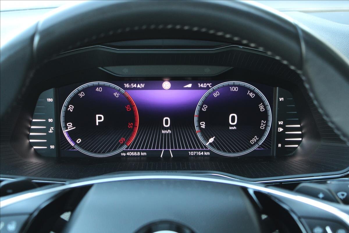 Škoda Superb Sedan / Limuzína 2,0 l 147 kw