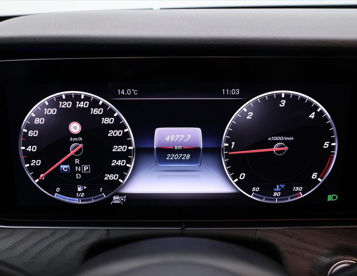 Mercedes-Benz Třídy E Kombi 2,0 l 143 kw