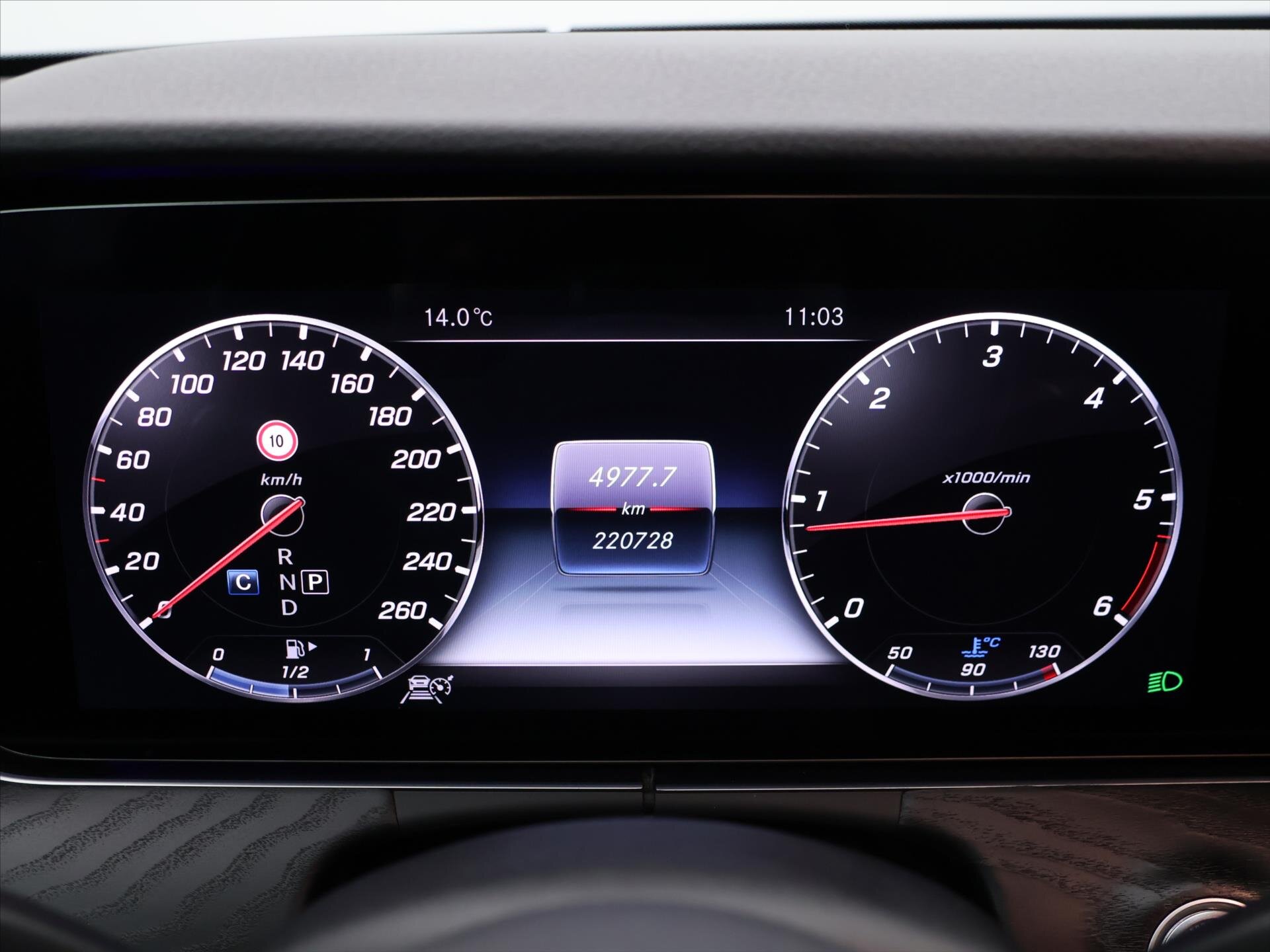 Mercedes-Benz Třídy E Kombi 2,0 l 143 kw