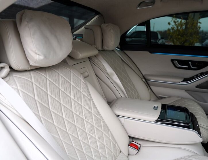 Mercedes-Benz Třídy S Sedan / Limuzína 3,0 l 320 kw