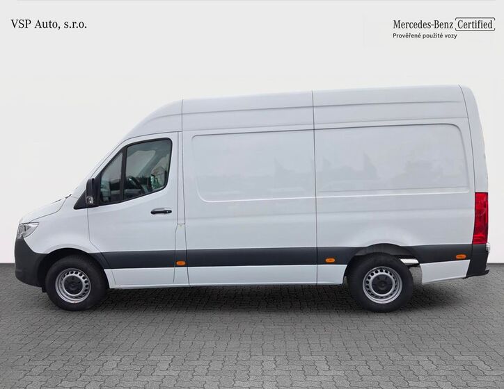 Mercedes-Benz Sprinter 2
