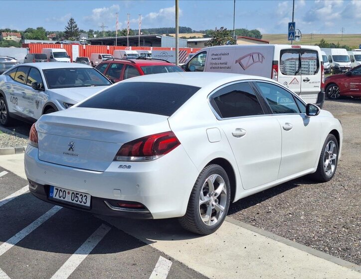Peugeot 508 Sedan 2,0 l 120 kw
