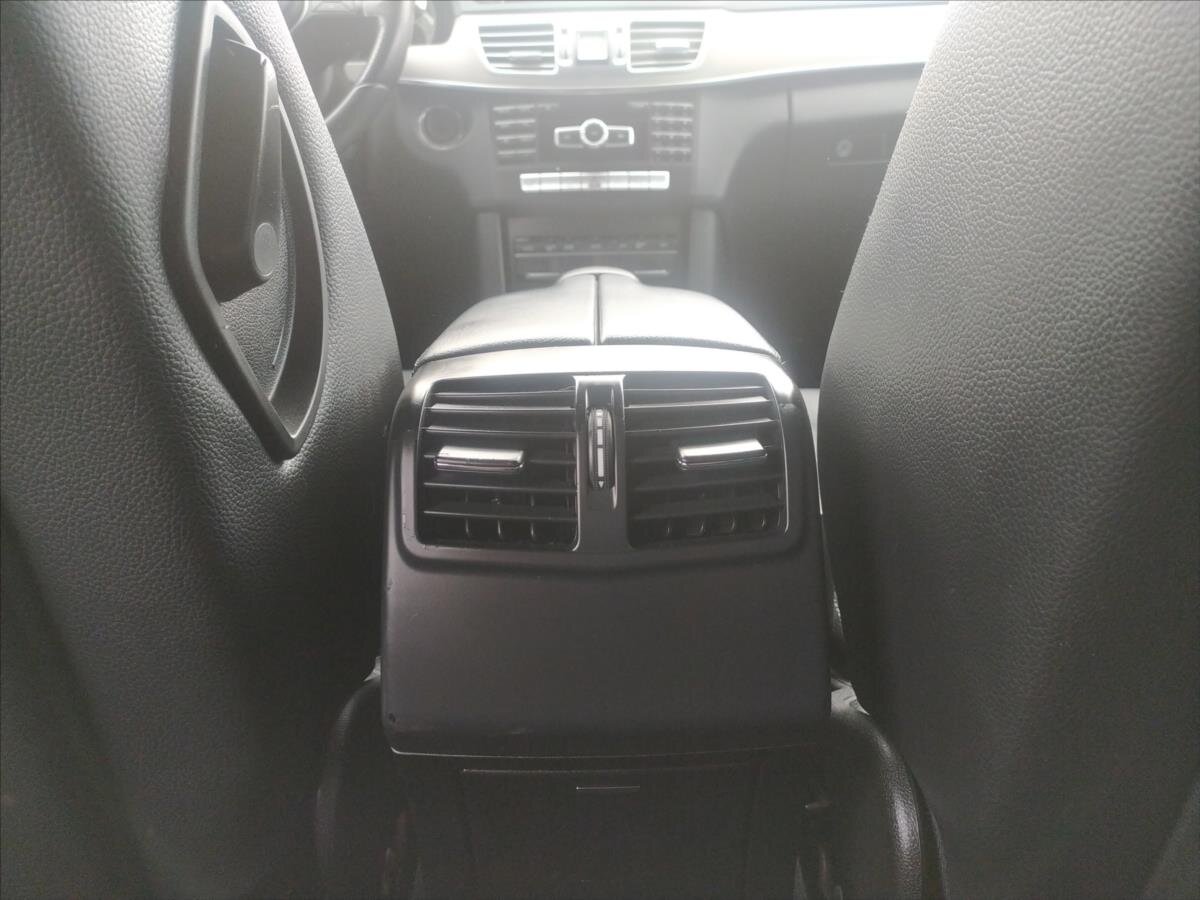 Mercedes-Benz Třídy E Kombi 2,0 l 155 kw