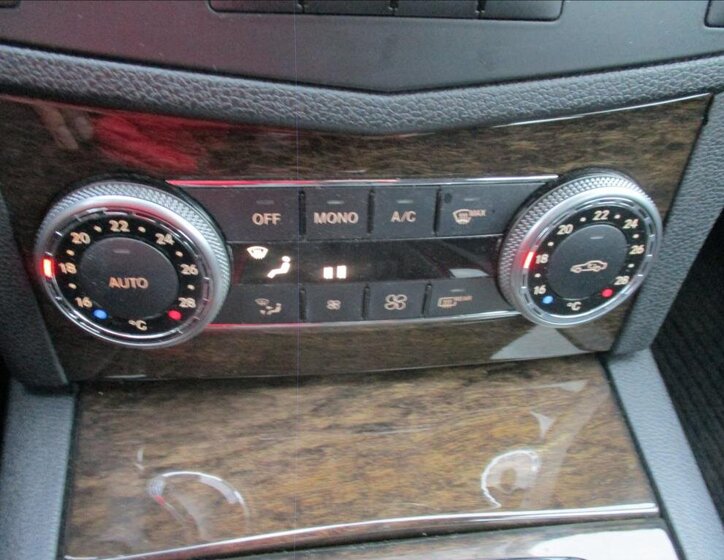 Mercedes-Benz Třídy C Sedan / Limuzína 1,8 l 115 kw