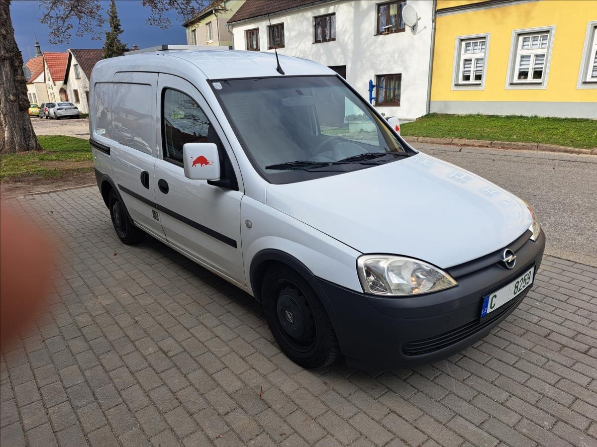 Opel Combo Skříň 1,2 l 55 kw