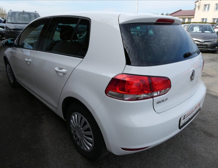 Volkswagen Golf Hatchback 1,2 l 63 kw