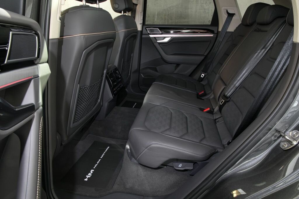 Volkswagen Touareg SUV / Terénní 3,0 l 210 kw