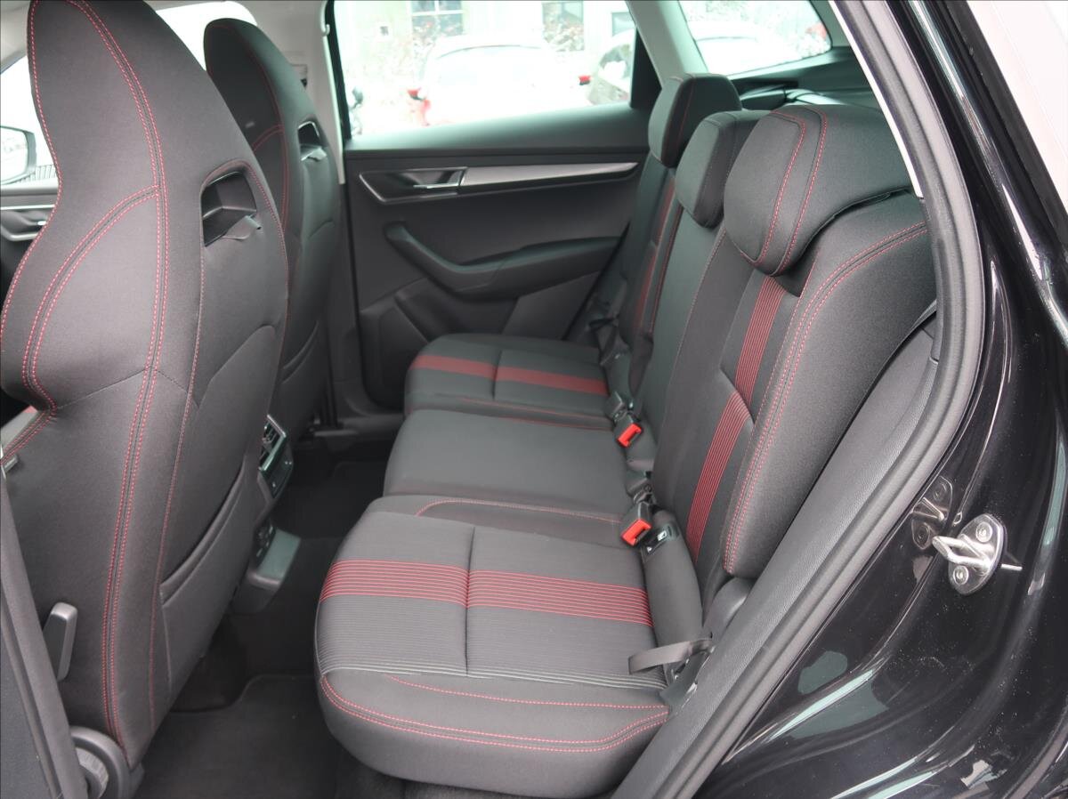 Škoda Karoq SUV / Terénní 1,6 l 85 kw