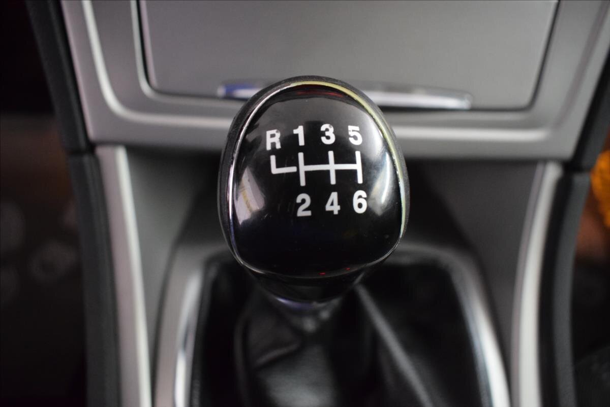 Ford Mondeo Kombi 2,0 l 96 kw