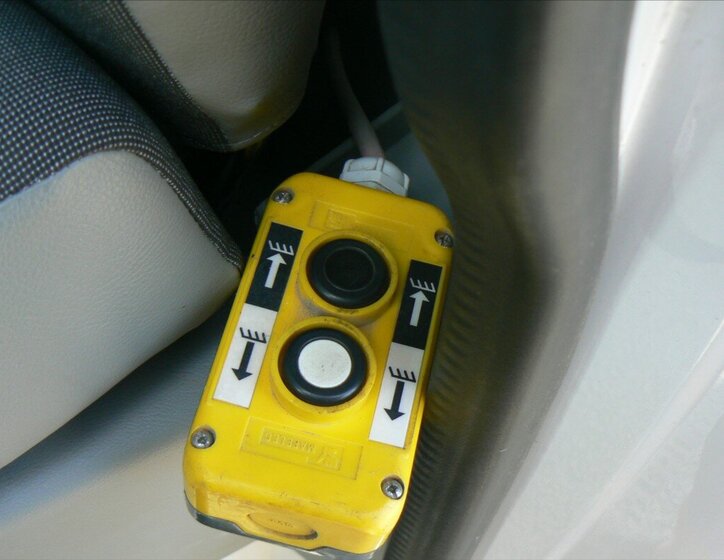 Volkswagen Transporter Sklápěč 2,0 l 103 kw