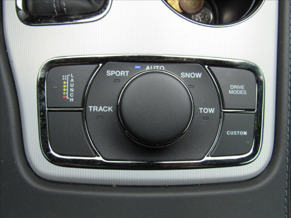 Jeep Grand Cherokee SUV / Terénní 6,2 l 527 kw