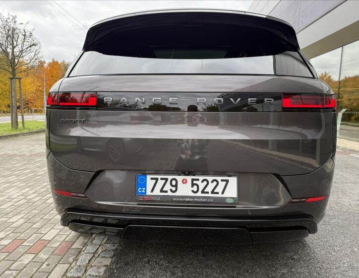 Land Rover Range Rover Sport 9