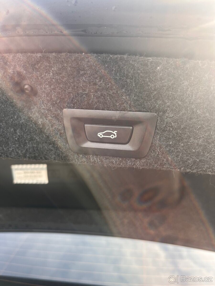 BMW Řada 5 Sedan / Limuzína 0,0 190 kw