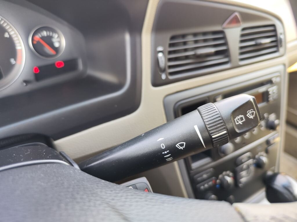 Volvo XC70 Kombi 2,4 l 120 kw