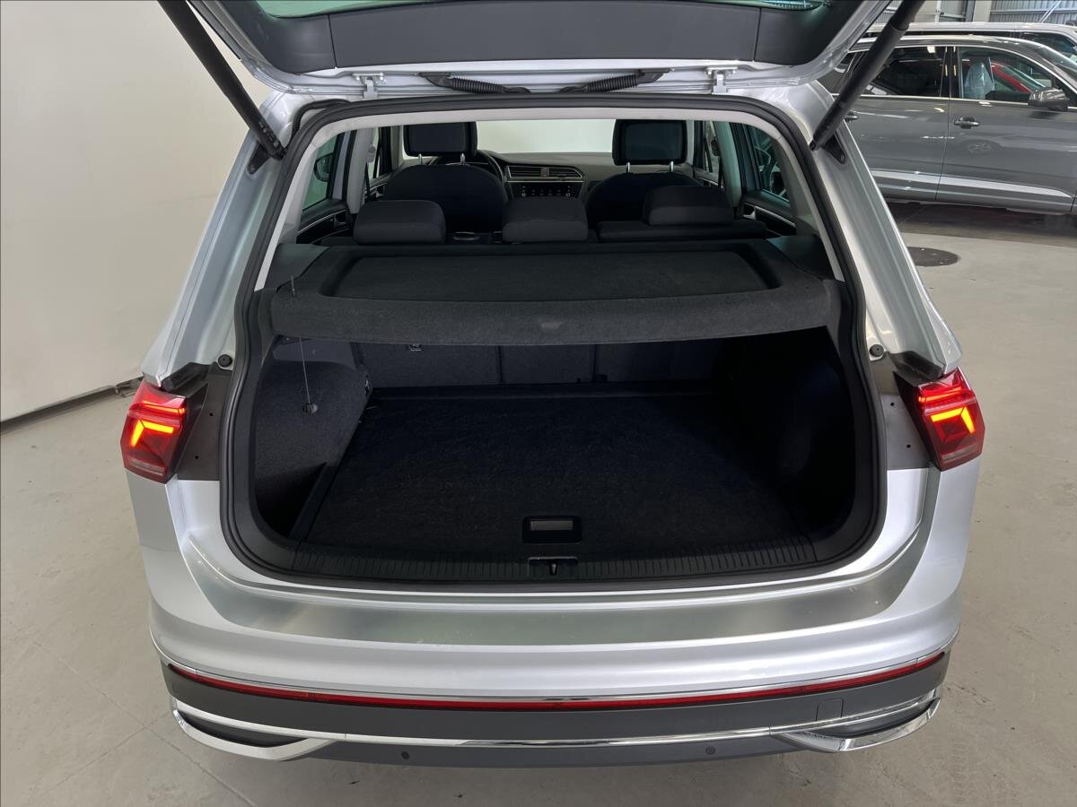 Volkswagen Tiguan SUV 1,5 l 110 kw