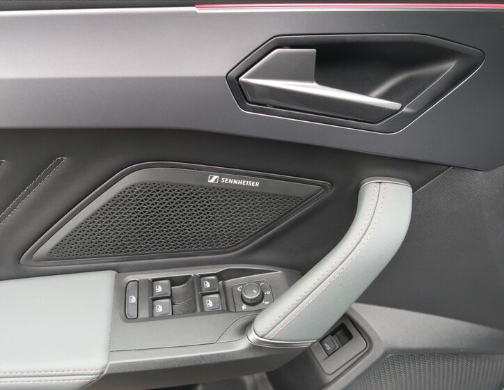 Cupra Leon Kombi 2,0 l 245 kw